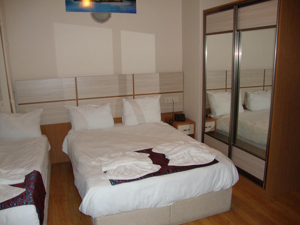 Royal Suites Besiktas Istanbul Værelse billede